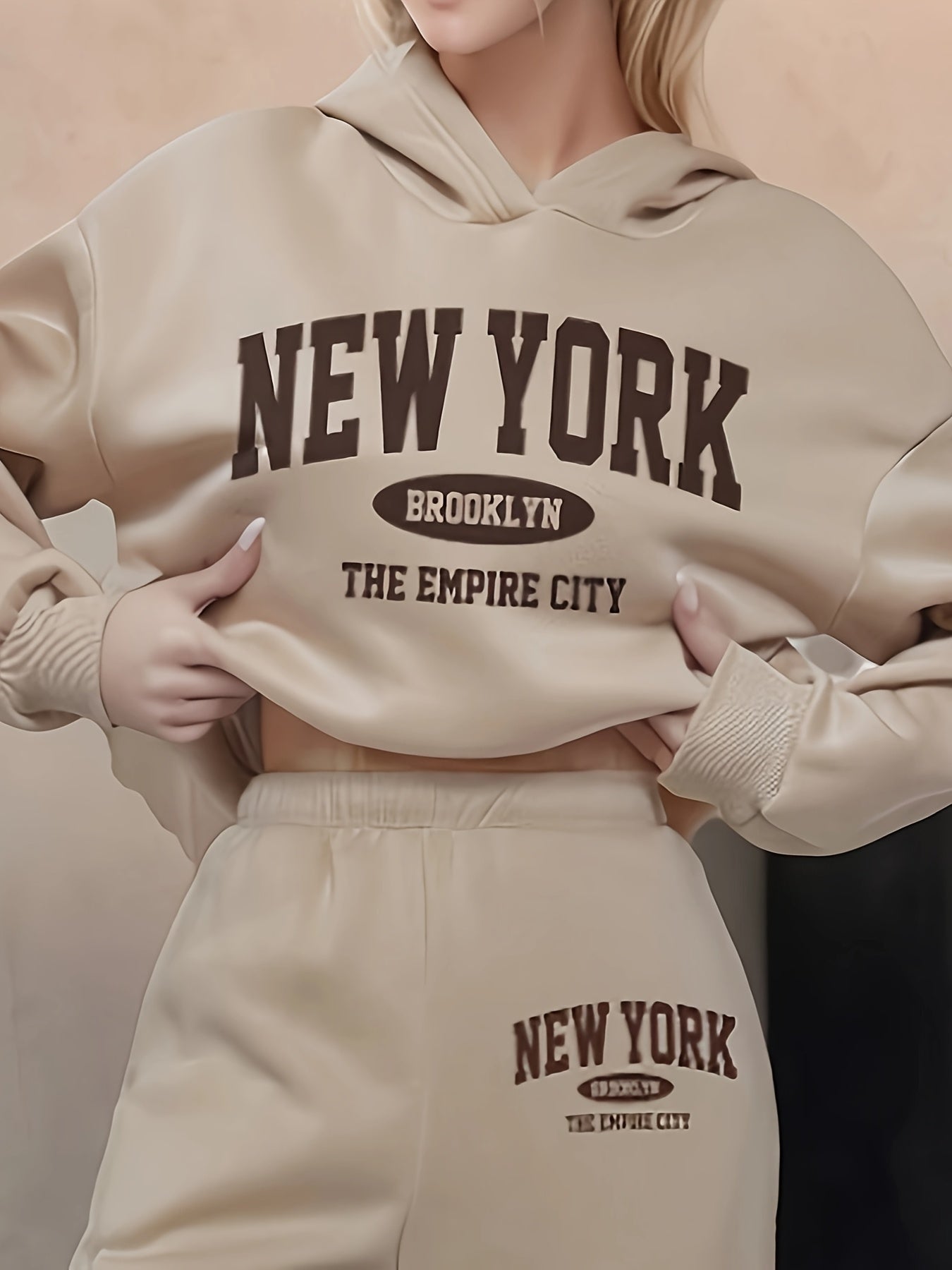 Comfortable Two-Piece jogging 2-pice set perfect birthday gift for Friends and Family