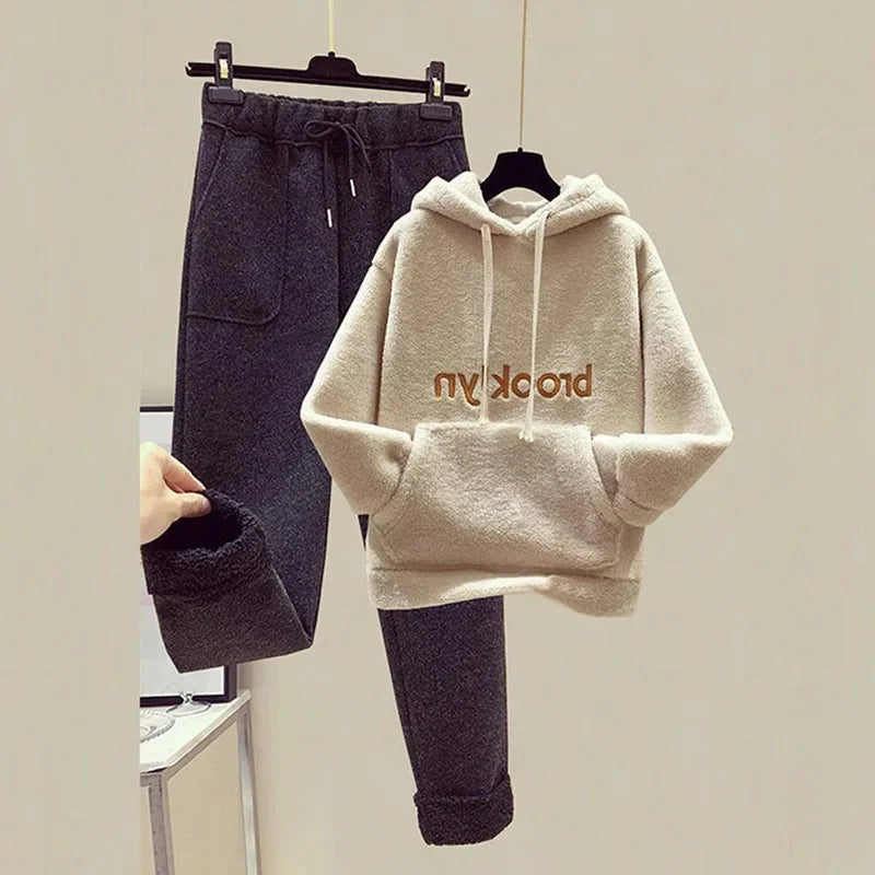 Thickened Lamb Velvet Set Women's Autumn Winter New Embroidery Sweatshirt Women plus Wool Wide Leg Pants Women Two Piece Set