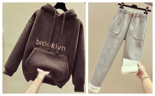 Thickened Lamb Velvet Set Women's Autumn Winter New Embroidery Sweatshirt Women plus Wool Wide Leg Pants Women Two Piece Set