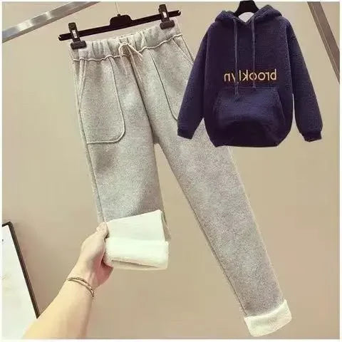 Thickened Lamb Velvet Set Women's Autumn Winter New Embroidery Sweatshirt Women plus Wool Wide Leg Pants Women Two Piece Set