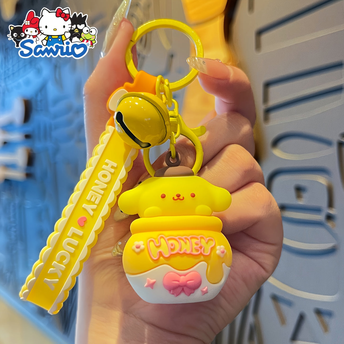 1 pc Sanrio Kuromi My Melody Pochacco Cinnamoroll Kurobo Plush-like Keychain