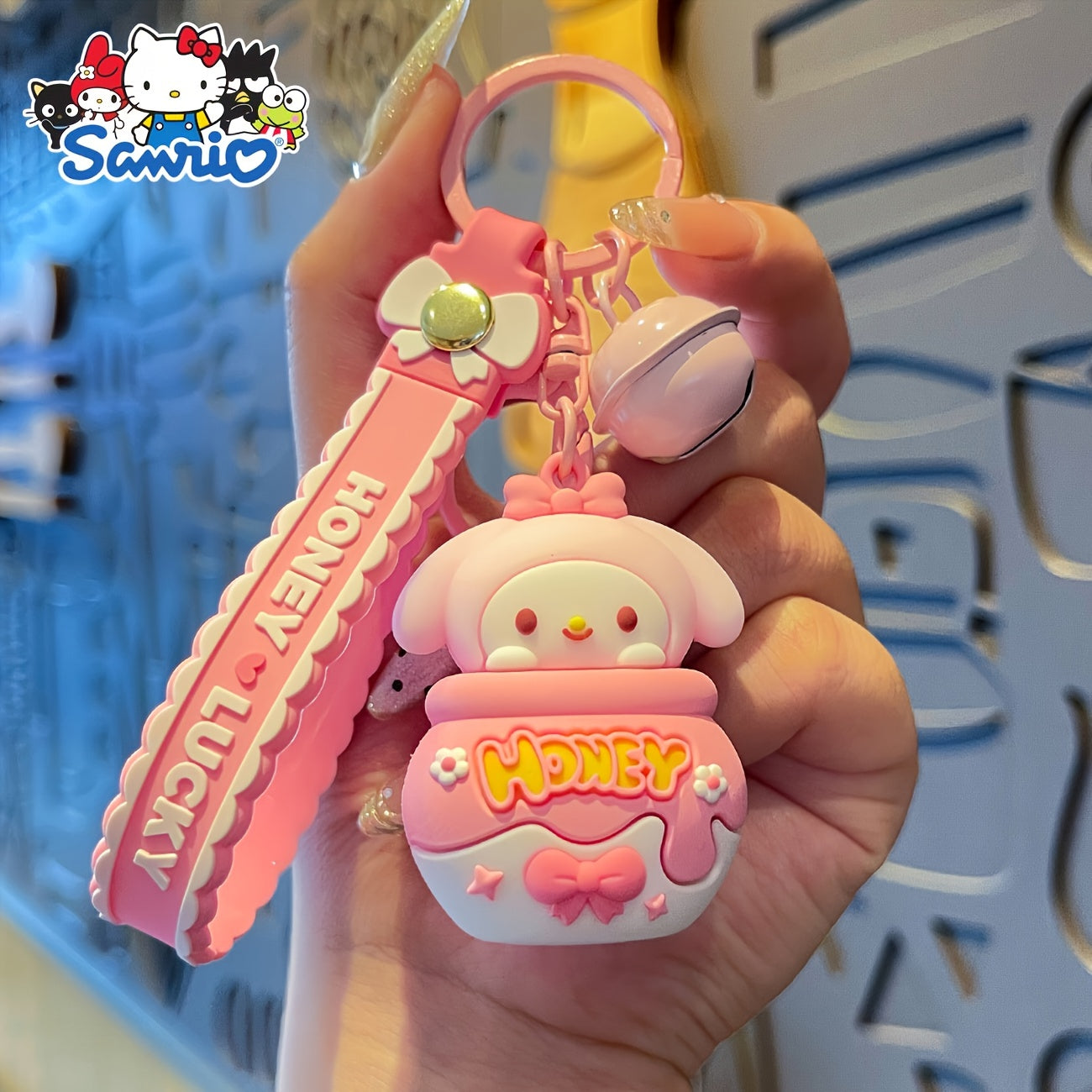 1 pc Sanrio Kuromi My Melody Pochacco Cinnamoroll Kurobo Plush-like Keychain